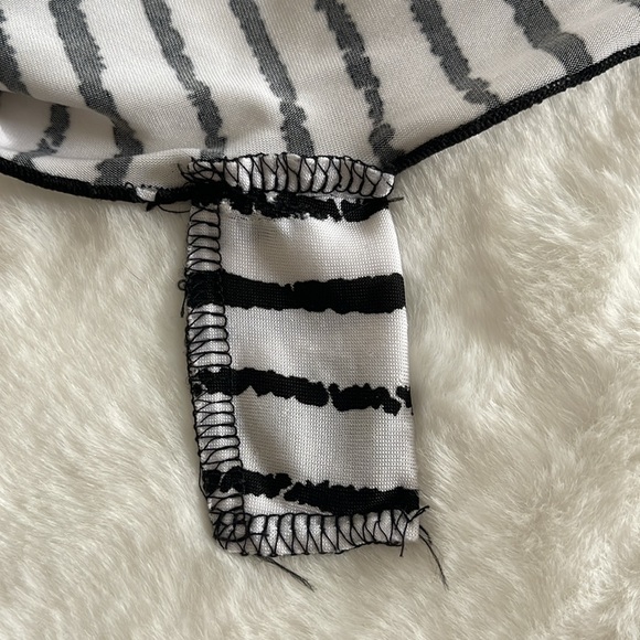 Milano Cap Sleeve Cowl Neck Top - Picture 5 of 5